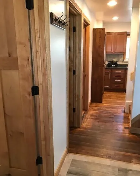 1708 W Bethel Ave — Photo 26