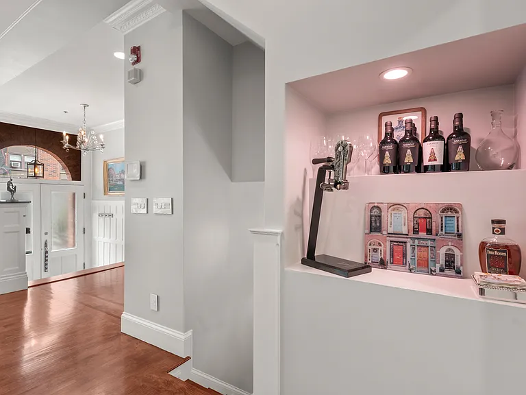 61 Saint Botolph St #61 — Photo 11