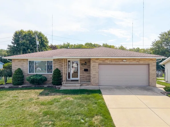1709 Winchester Dr, Parma, OH 44134