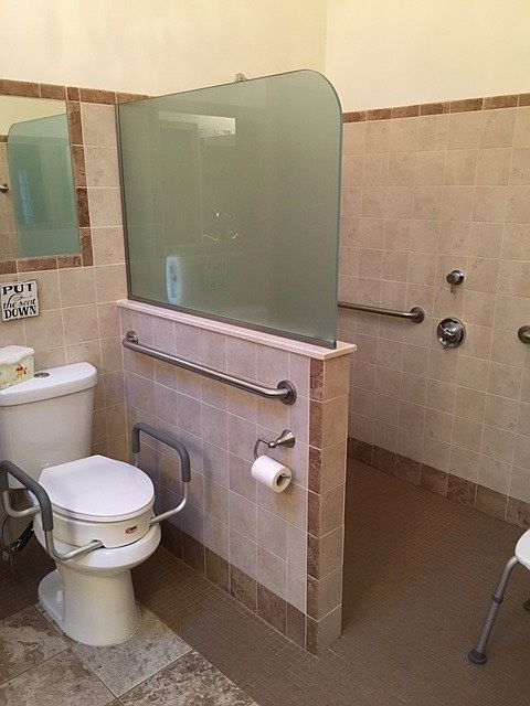 HANDICAPPED BATHROOM