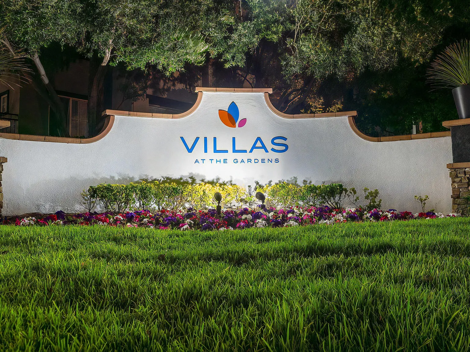 Villas at the Gardens — Photo 2