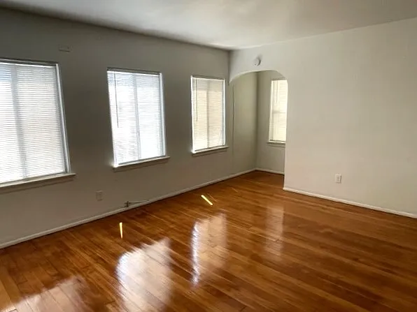 34 Granada Ave — Photo 12