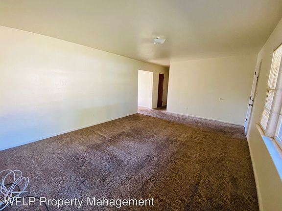 4th image of 124 Briarwood St #A
