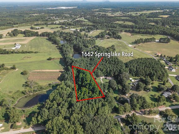 2nd image of 1662 Springlake Rd