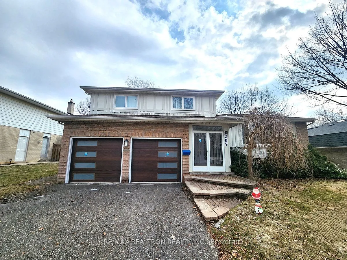 207 Bayview Fairways Dr photo 1