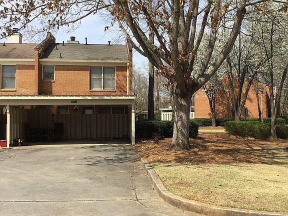 Rear entrance and side yard