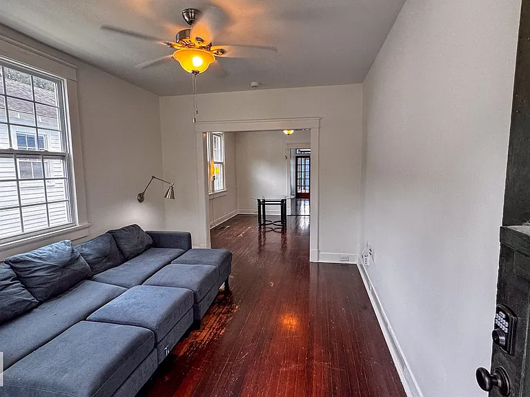 1530-1532 Hillary St #1530 — Photo 3