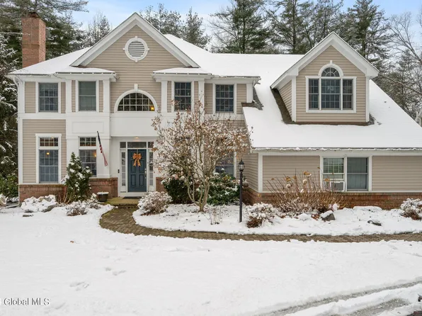 720 Stephens Place, Schenectady, NY 12303