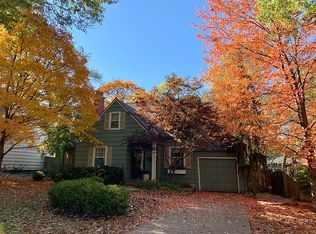 6832 Granada Ln, Prairie Village, KS 66208