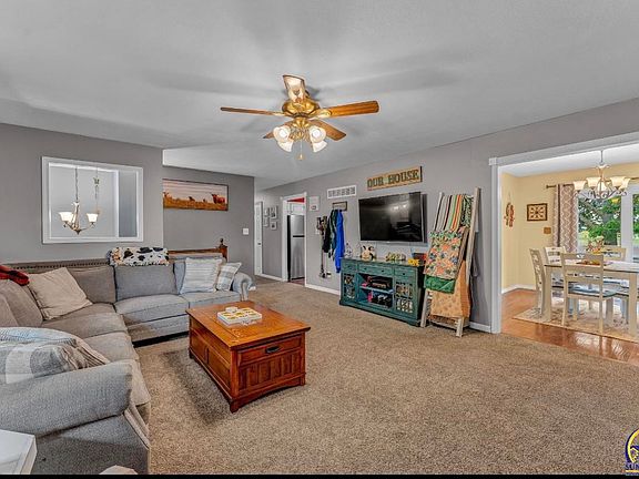 5th image of 3818 SE 23rd Ter