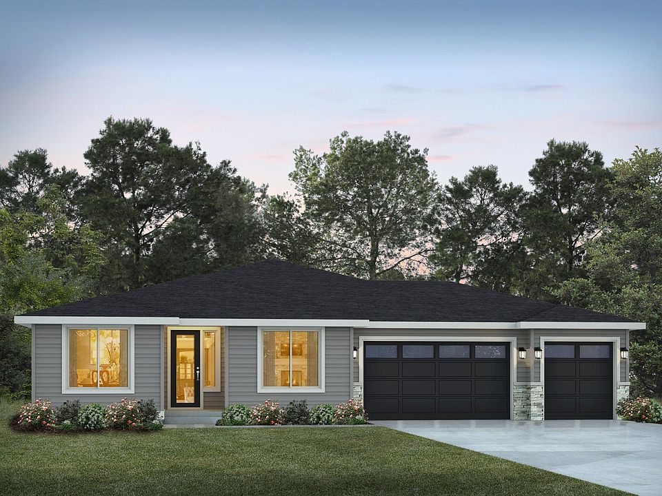 Boise Creek Plan 2371 D 3-Car Garage