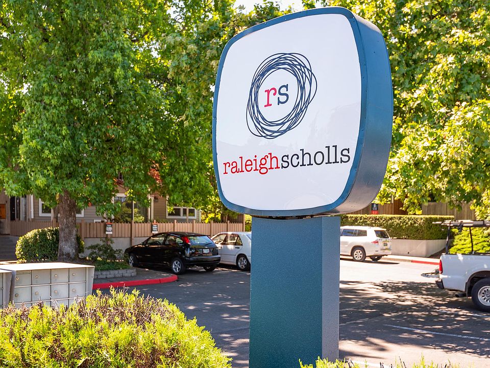 Raleigh Scholls Apartments | Exterior