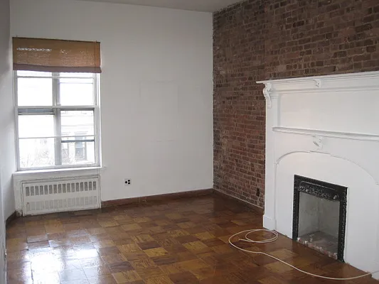 Rented by EA Kane RE Inc. | media 24