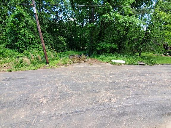2nd image of 458 Plainville Dr SW Lot 0