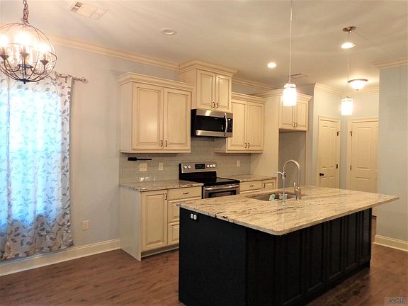 4th image of 189 Juliana Way