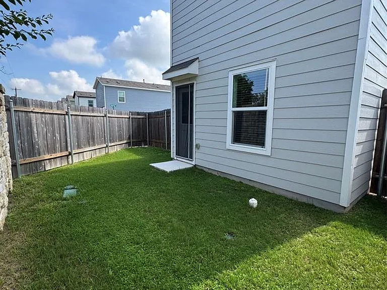 63 Trinity Cir — Photo 8