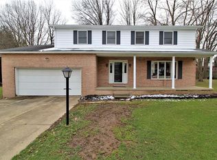 381 Fawnwood Dr, Tallmadge, OH