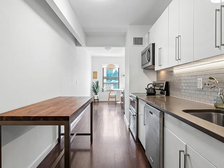 154 W 128th St #6 — Photo 3