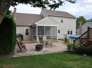 12 Horseshoe Dr, Ephrata, PA 17522