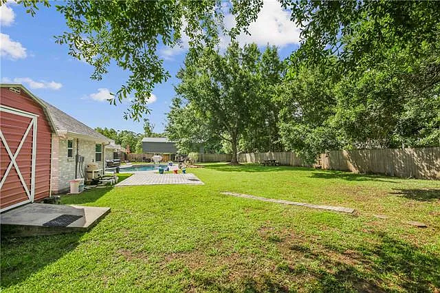 1305 Spring Ridge Cir — Photo 21
