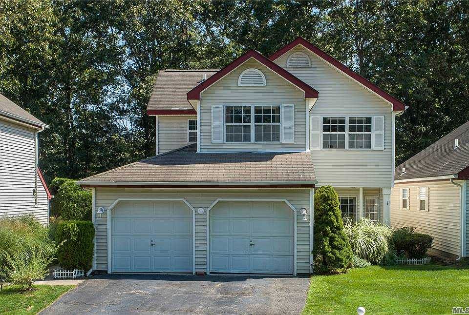 Strathmore On The Green 108 Dorado Ct S Middle Island NY Zillow