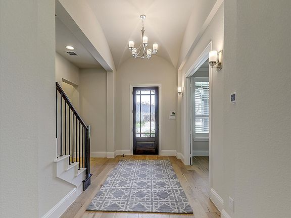 05-Foyer.jpg