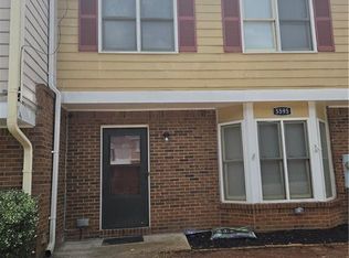 5595 Wells Cir, Stone Mountain, GA 30087