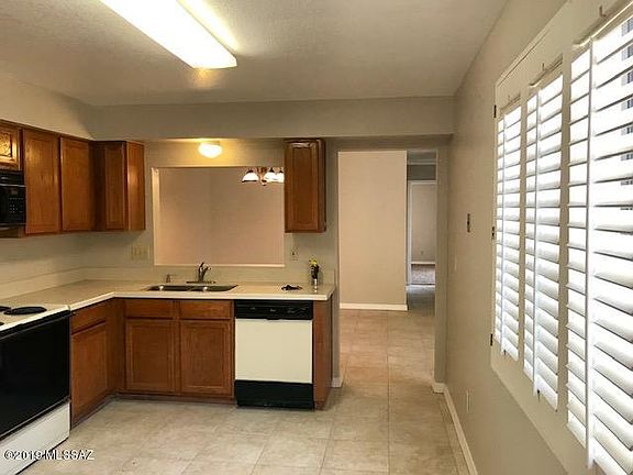 3rd image of 2369 W Palo Dulce Dr