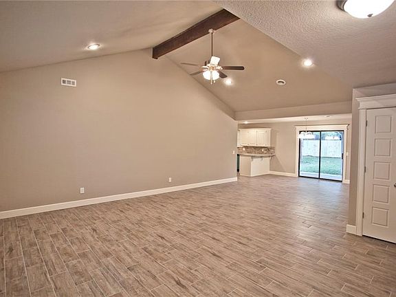 2nd image of 2706 W Gum St