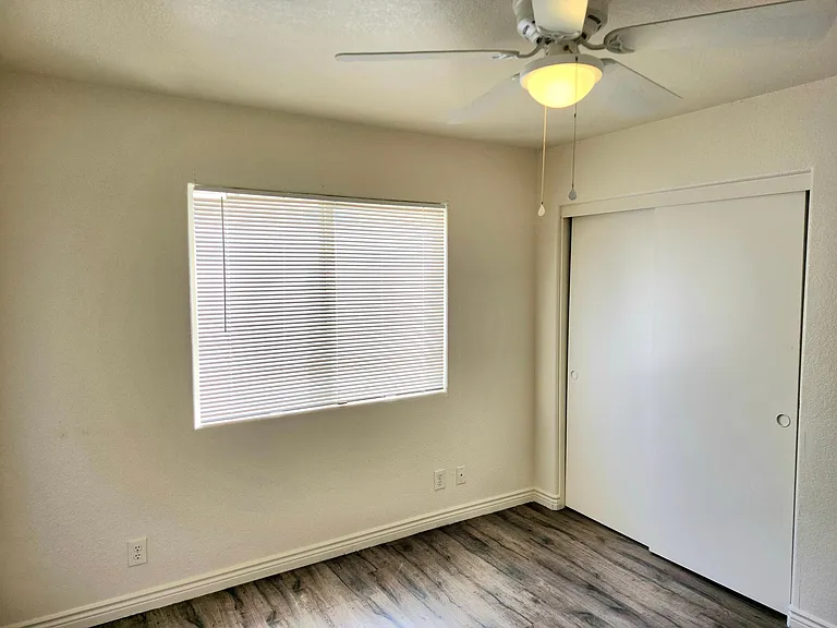 12237 Glenellen Ln — Photo 16