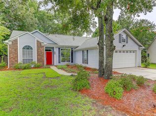 1948 Oak Tree Ln, Mount Pleasant, SC 29464