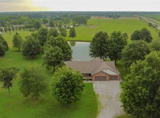 2736 Staunton Rd, Troy, IL 62294