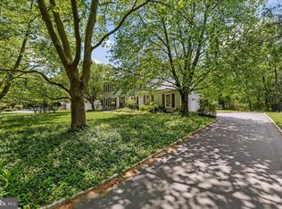 15 Hamilton Ct, Lawrence Township, NJ 08648