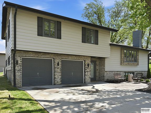 3rd image of 6405 Ponderosa Dr