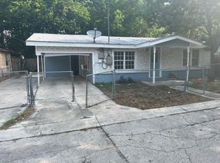 766 Avenue C St, Seguin, TX 78155
