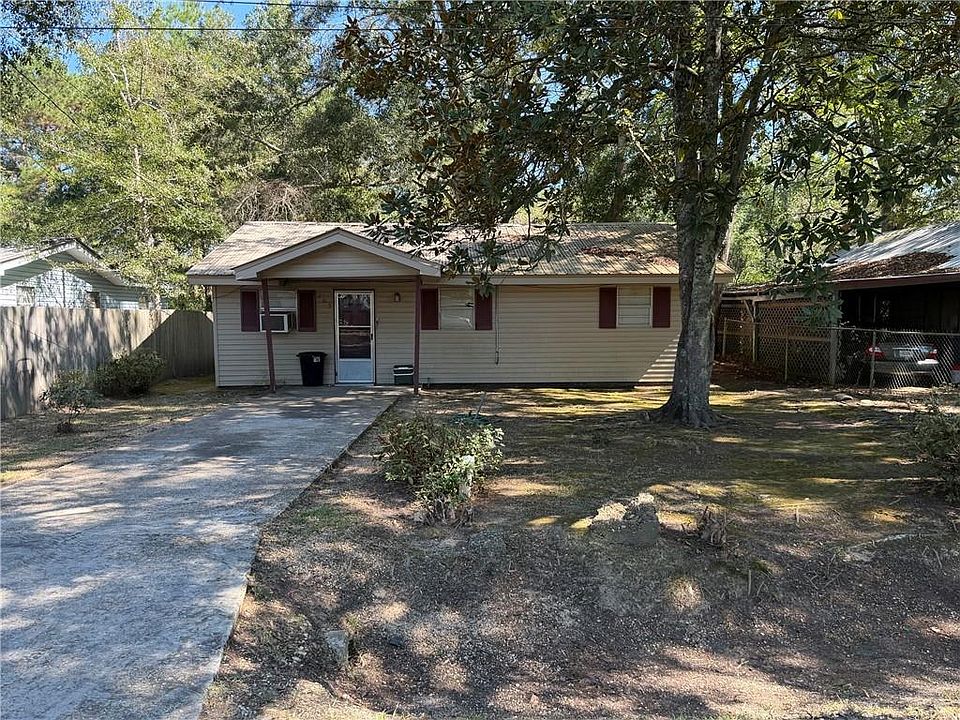 1st image of 205 21st Ave