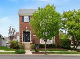 39W074 Armstrong Ln, Geneva, IL 60134