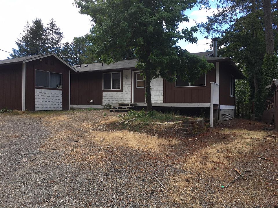 1st image of 6031 Lake Saint Clair Dr SE