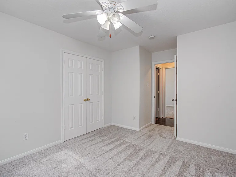 18303 Brenwood Manor Dr — Photo 23
