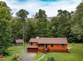 39 Stony Brook Rd, Hopewell, NJ 08525