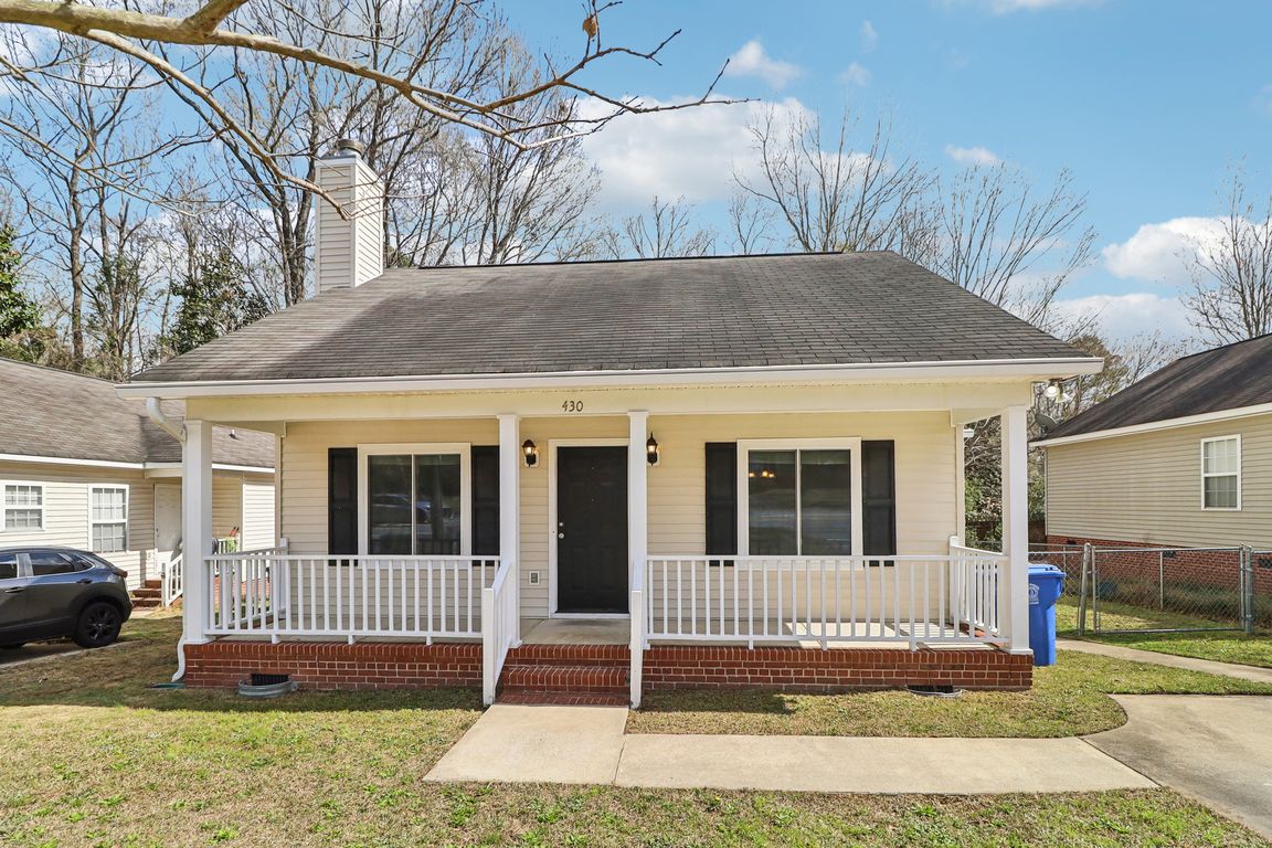 Veterans Rd-S0703-001.jpg