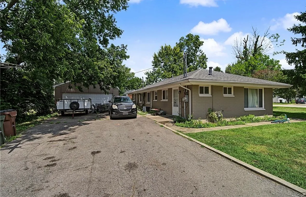 2 bed, $1,500 — Photo 2