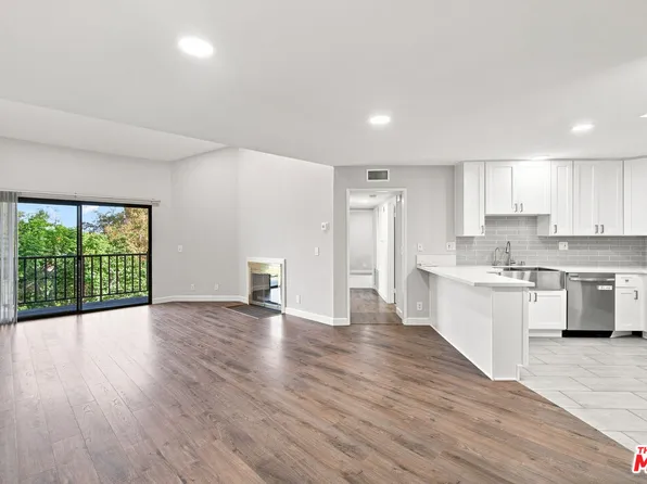 4210 Via Arbolada Unit 304, Los Angeles, CA 90042