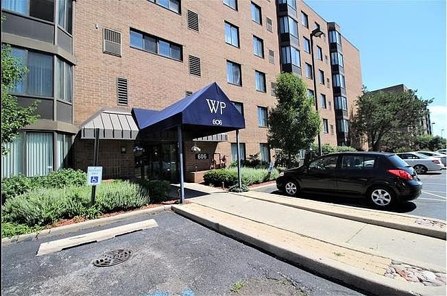 1st image of 606 E Woodland Park #606