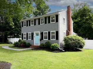 88 Grove St, Reading, MA 01867