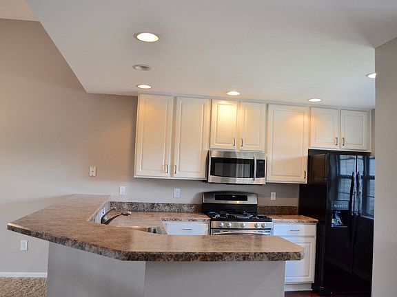 4th image of 4256 Scenic View Dr