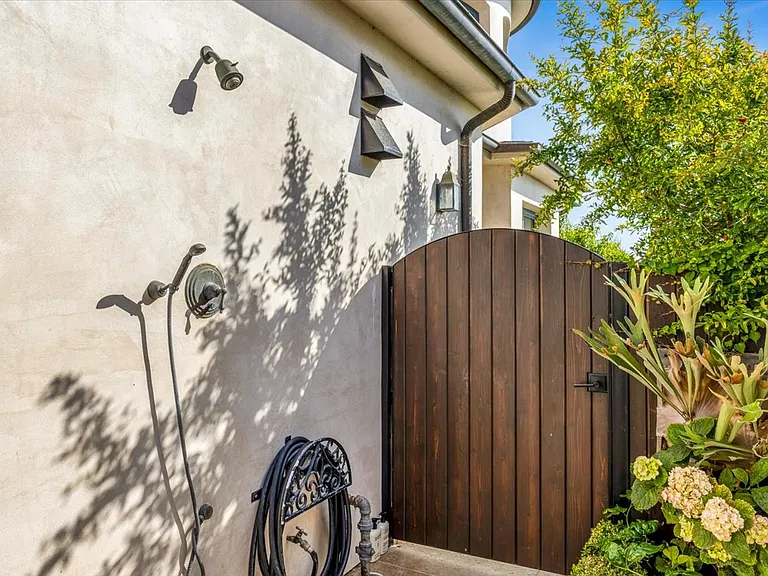 31512 Bluff Dr — Photo 54