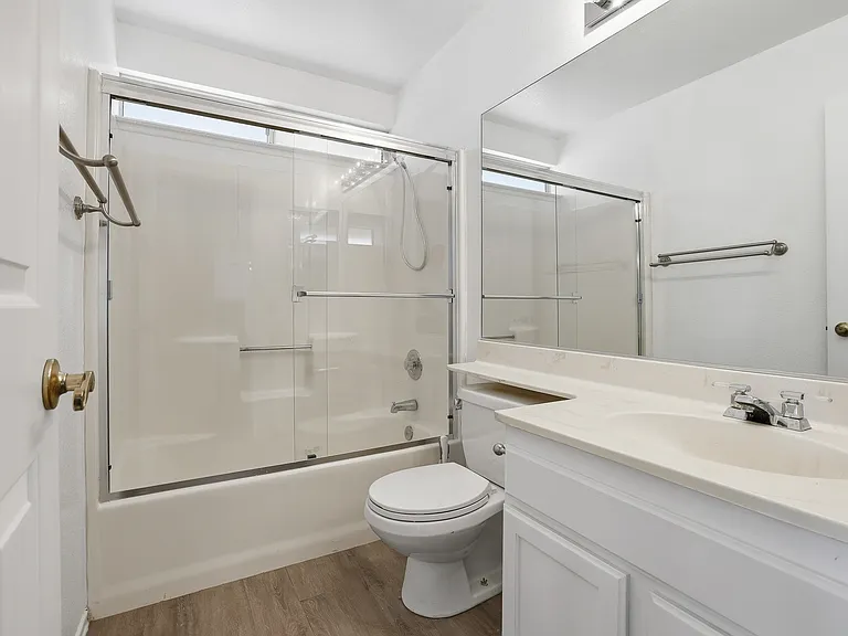 9837 E Avenue R10 — Photo 13