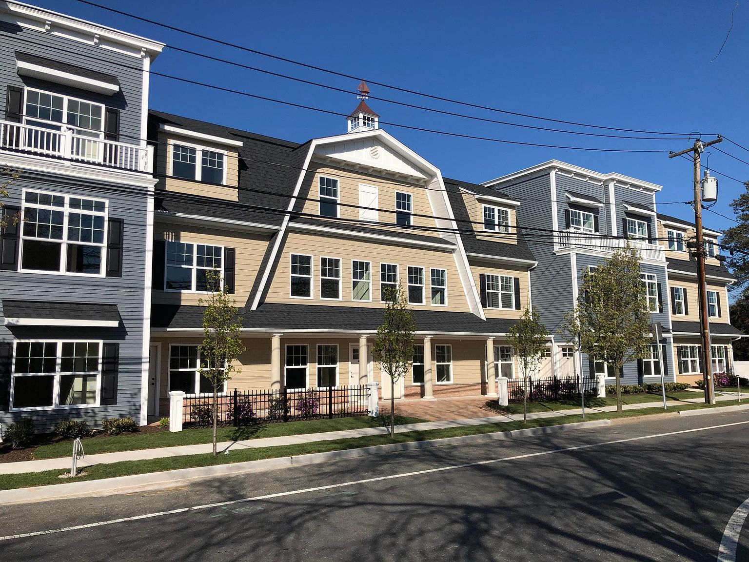 45 5th Ave APT 25, Bay Shore, NY 11706 Zillow