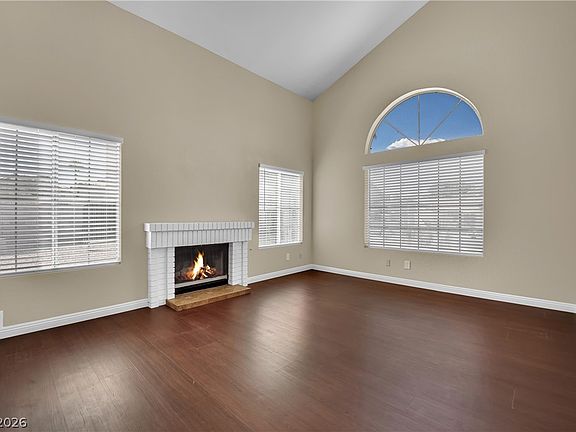 5th image of 756 Charwood Cir